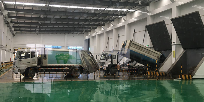 翌駿環(huán)保於2018年1月9日參加由東莞市環(huán)境保護(hù)產(chǎn)業(yè)協(xié)會組織的一系列會員走訪活動參觀學(xué)習(xí)